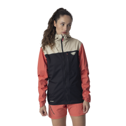 Bunda_Dynafit_Traverse_3L_W_black_out_3