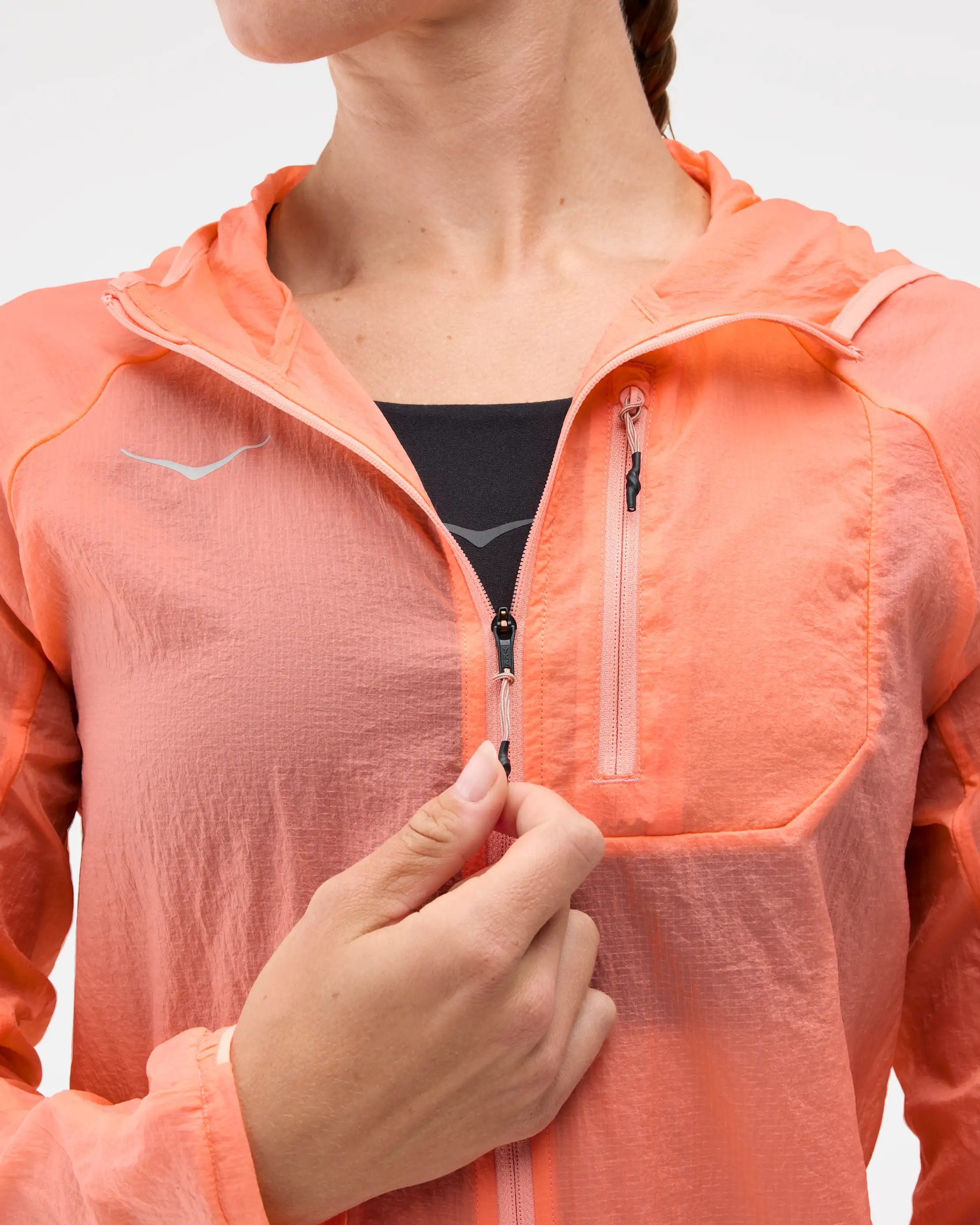 Bunda_Hoka_W_Skyflow_Jacket_neon_cantaloupe_6