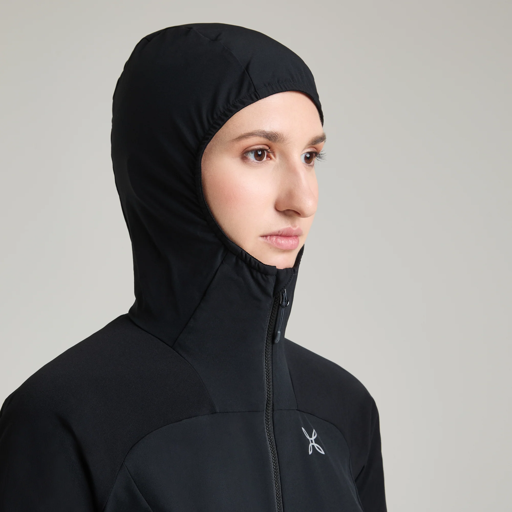 Bunda_Montura_Rise_Hooded_W_black_5