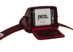 Celovka_Petzl_Actik_Core_625_2025_red_5
