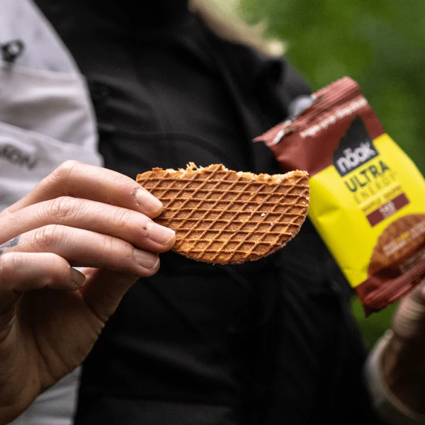 Energy_Waffle_Naak_maple_syrup_30g_maple_syrup_3