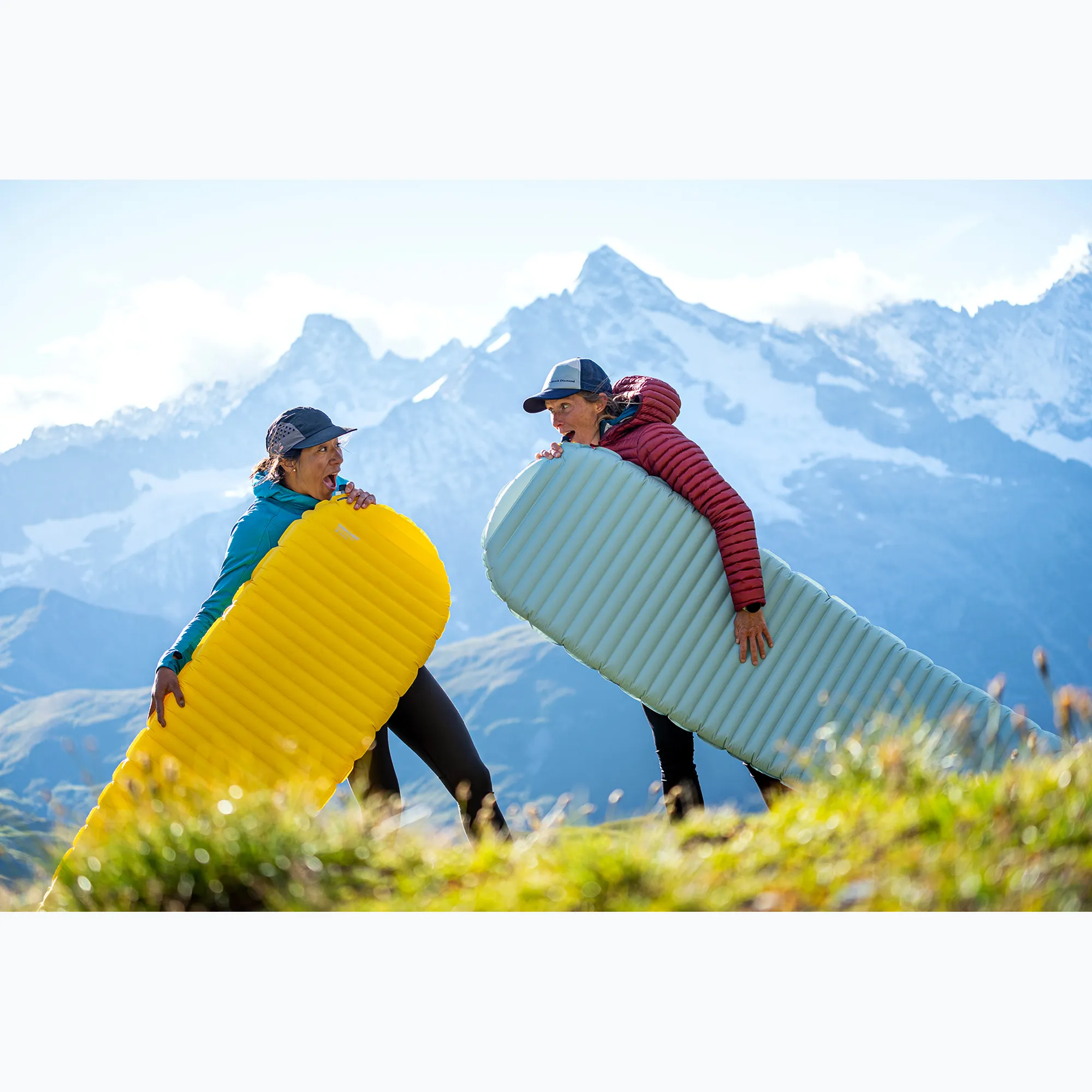Karimatka_Thermarest_Neoair_Xlite_NXT_Reg_Solar_Flare_4