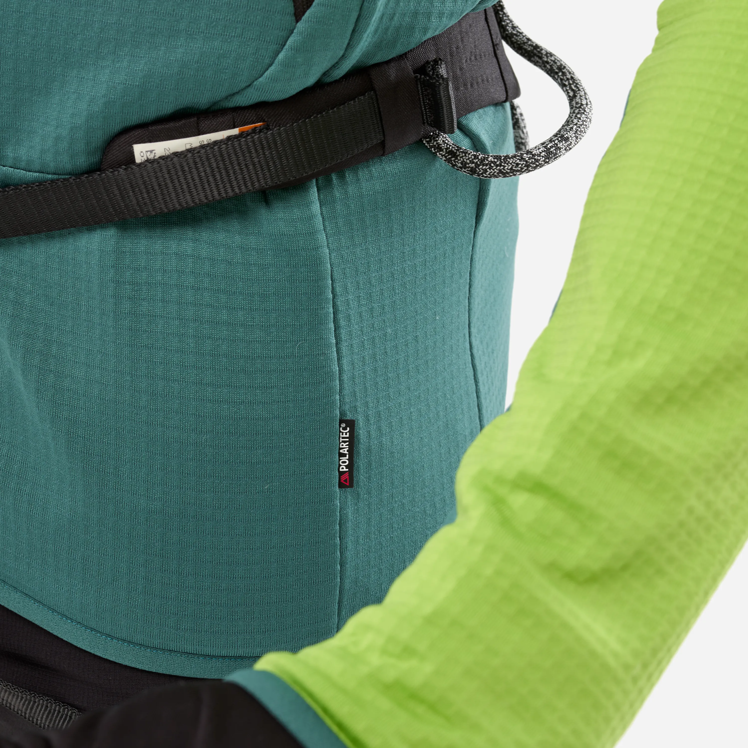 Mikina_Millet_Fusion_Grid_M_macaw_green_bottle_7