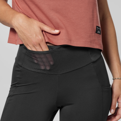 Nohavice_Salewa_Pedroc_1_Hyb_Tight_W_0910_black_out_3