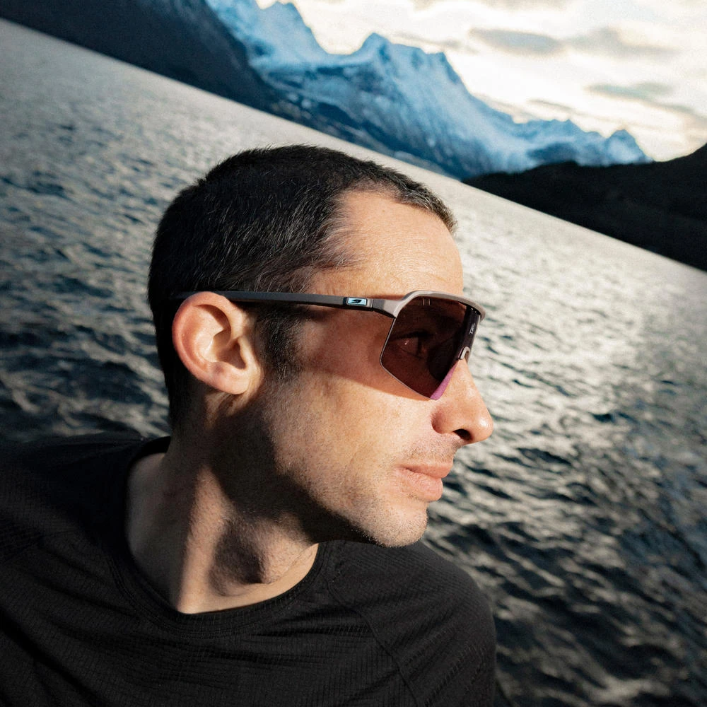 Okuliare_Julbo_Intensity_Reactiv_1_3_HC_Kilian_Jornet_matt_dark_brown_2
