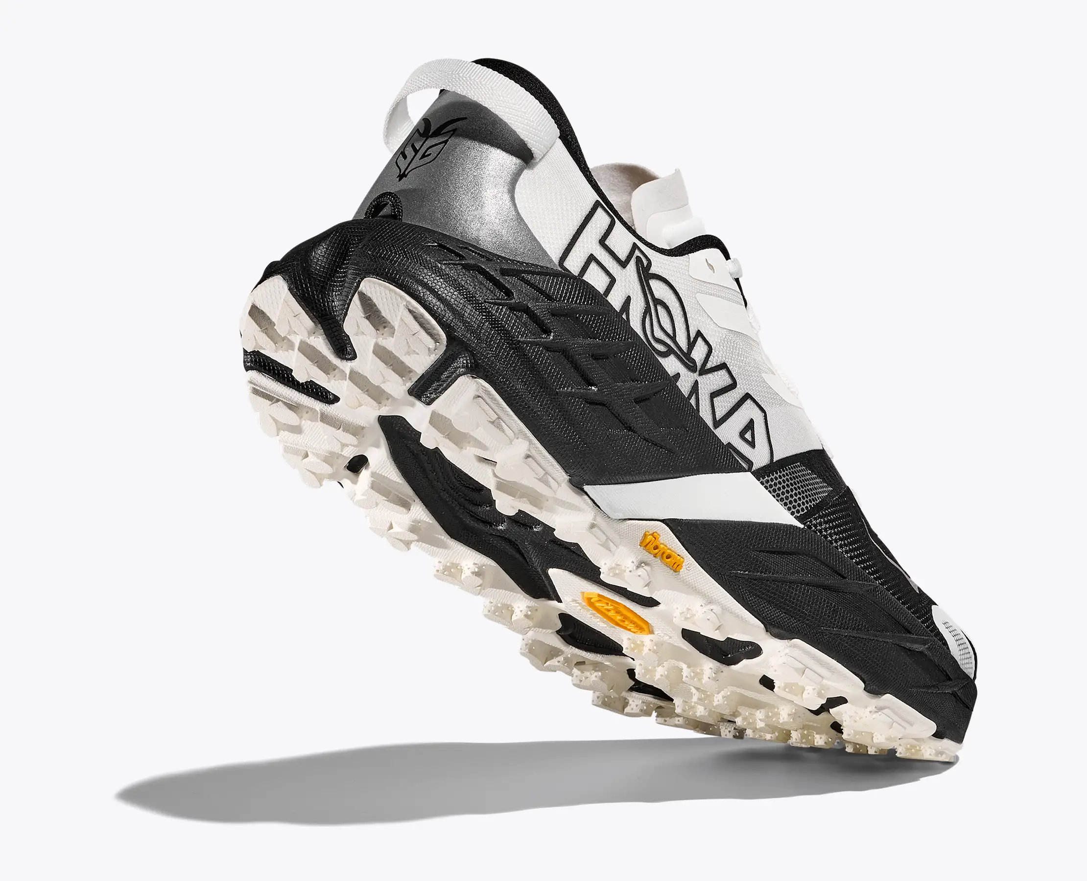 Topanky_Hoka_W_Speedgoat_7_black_white_4