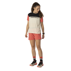Tricko_Dynafit_Traverse_Light_W_overcast_1Tricko_Dynafit_Traverse_Light_W_overcast_2