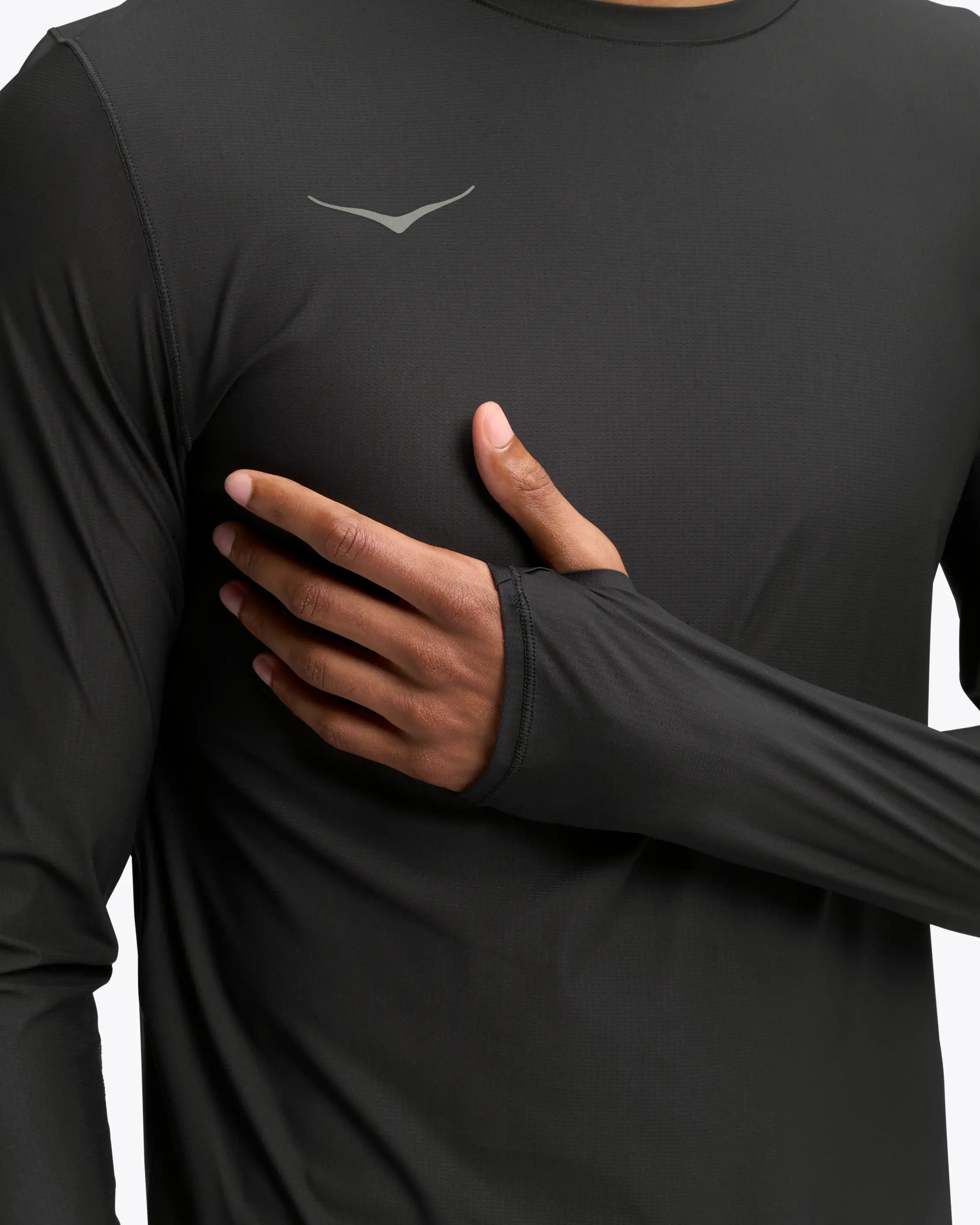 Tricko_Hoka_M_Airolite_LS_black_6