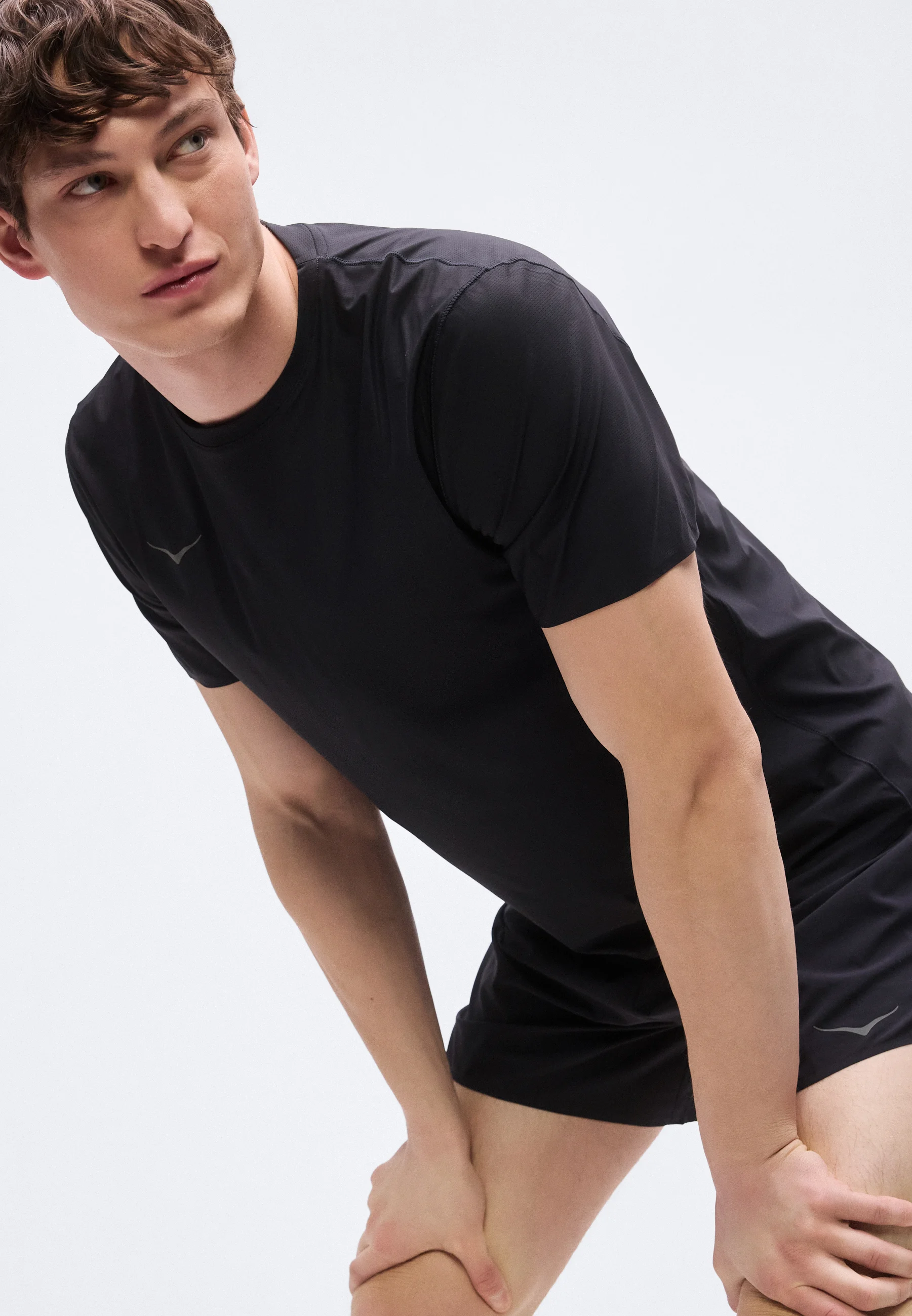 tricko_Hoka_Airolite_black_4