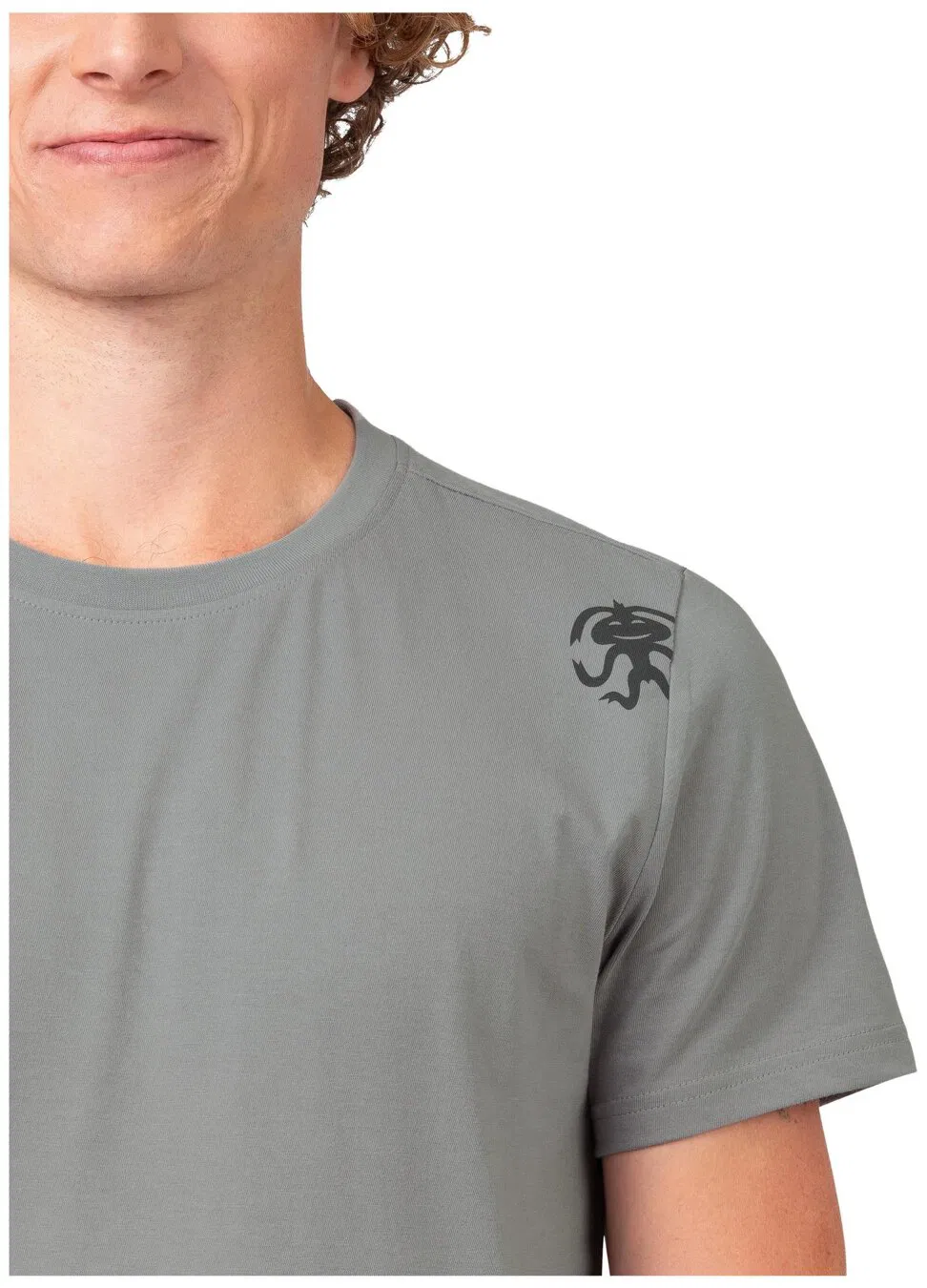 Tricko_Rafiki_Arcos_M_monument_6