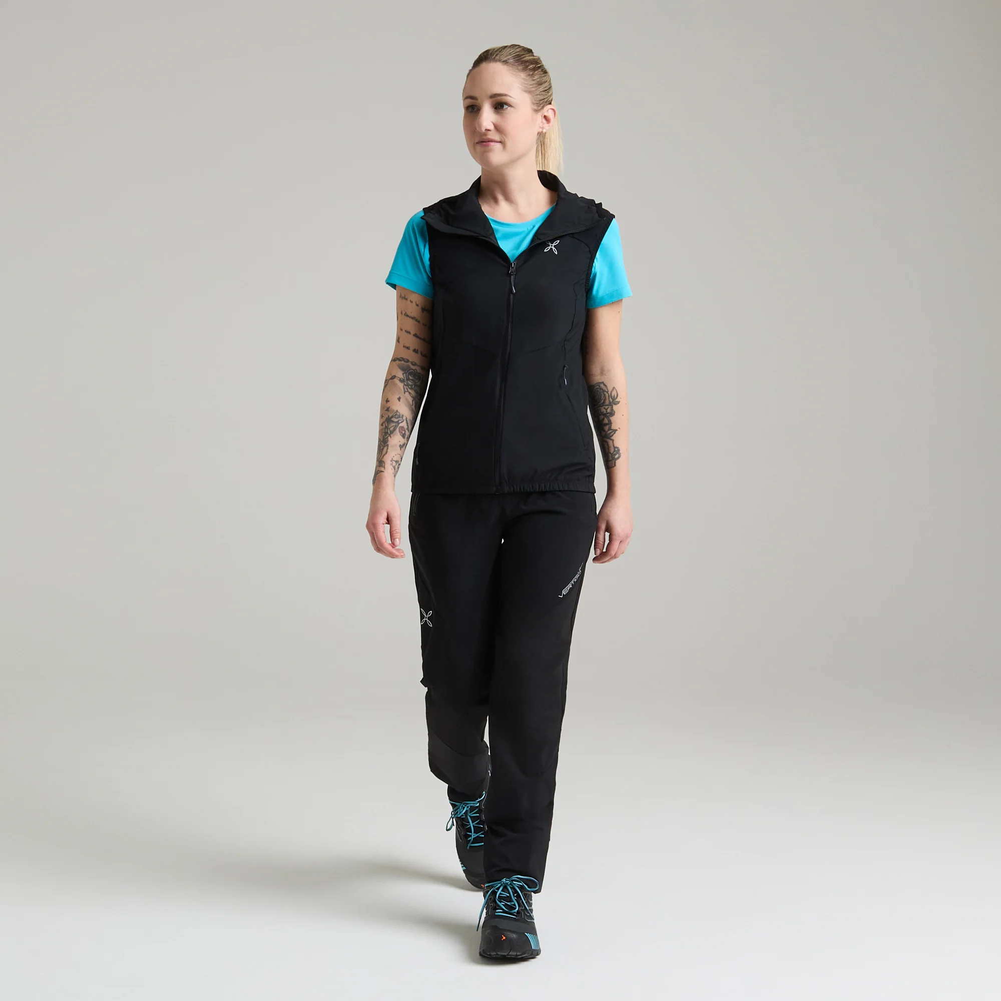 Vesta_Montura_Rise_Hooded_Vest_black_4